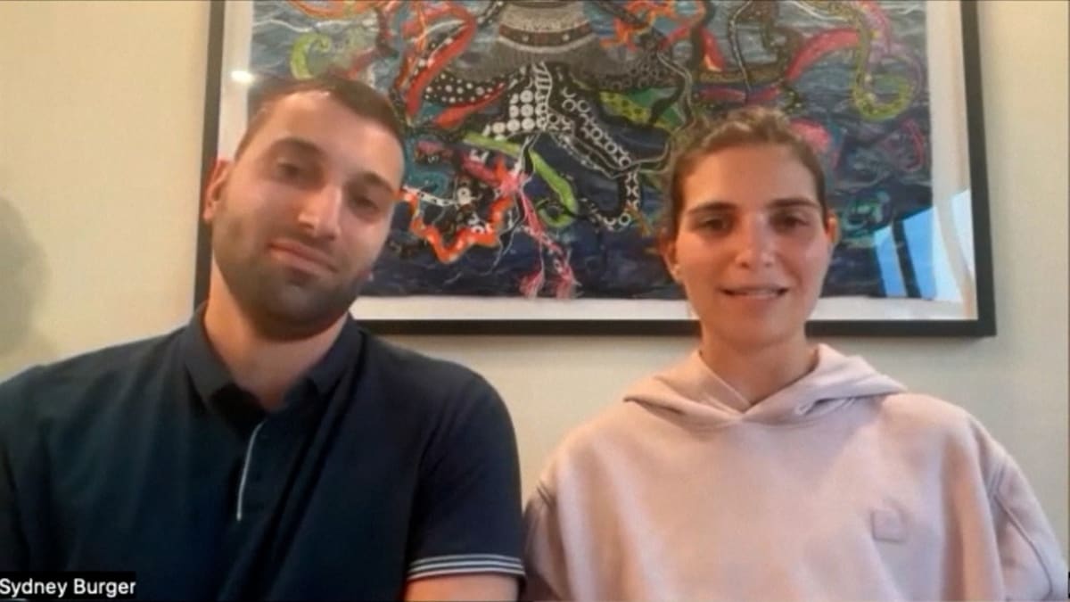 NYC Couple's Post-Italy Proposal Goes Viral for Sweet Surprise - Image 2