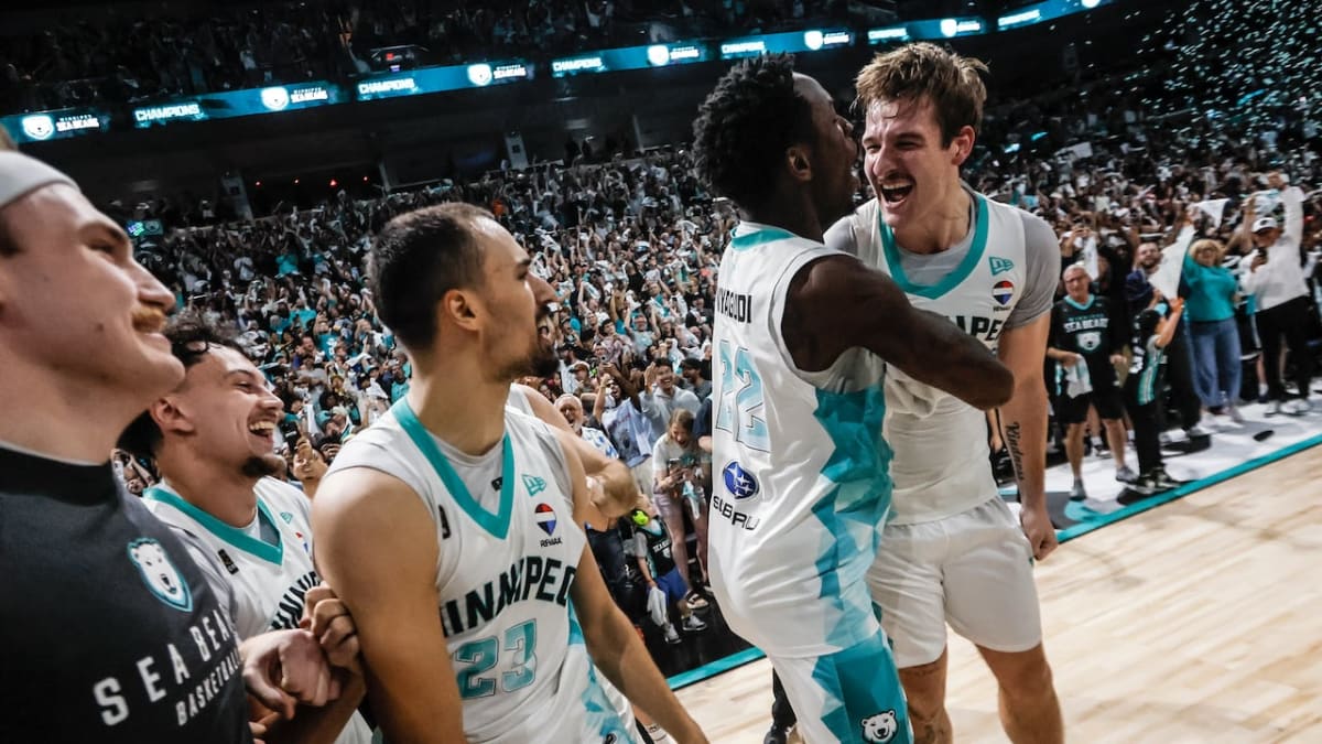 Winnipeg Sea Bears Win First Championship at Home - Image 2