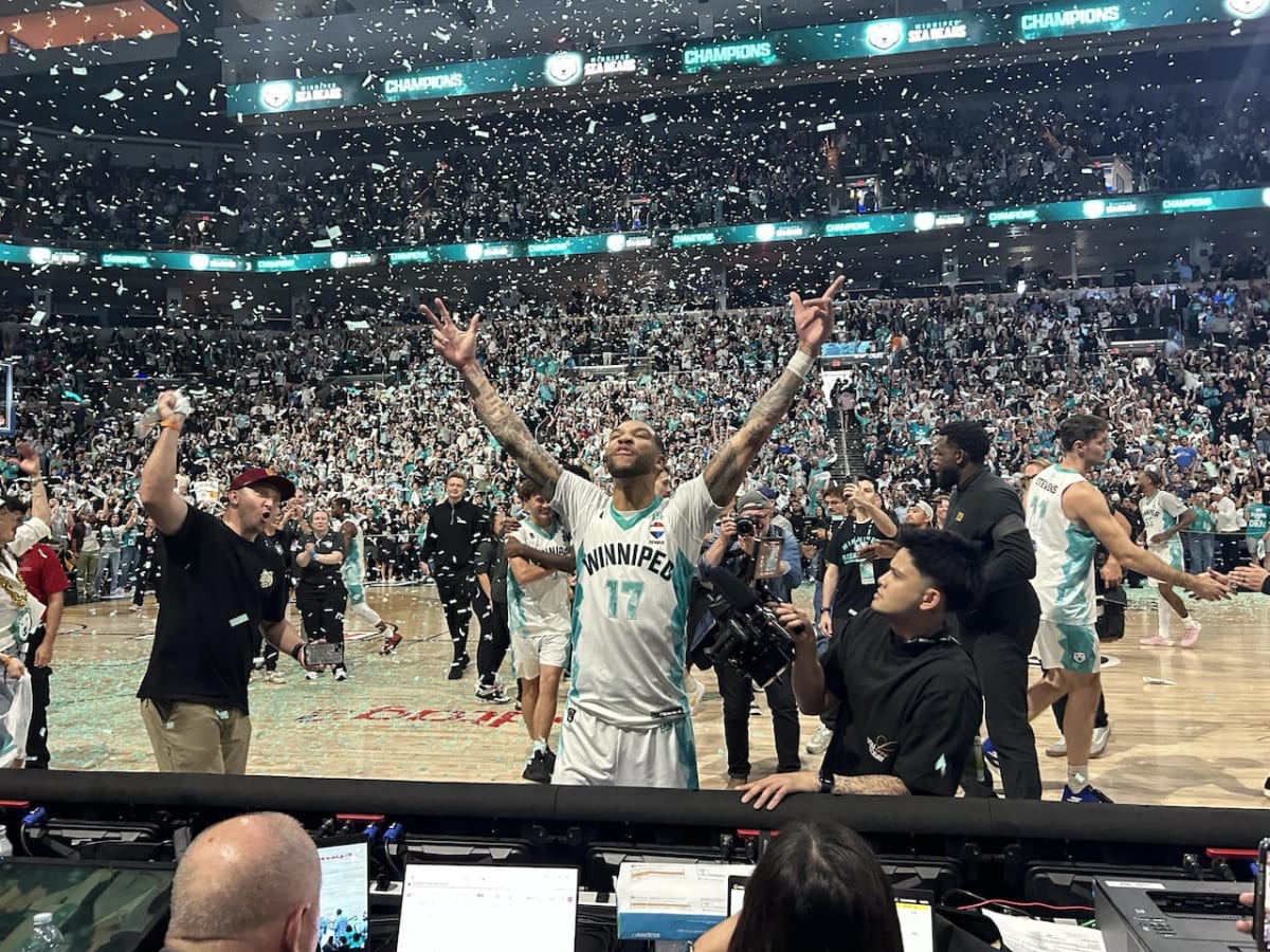 Winnipeg Sea Bears Win First Championship at Home - Image 3