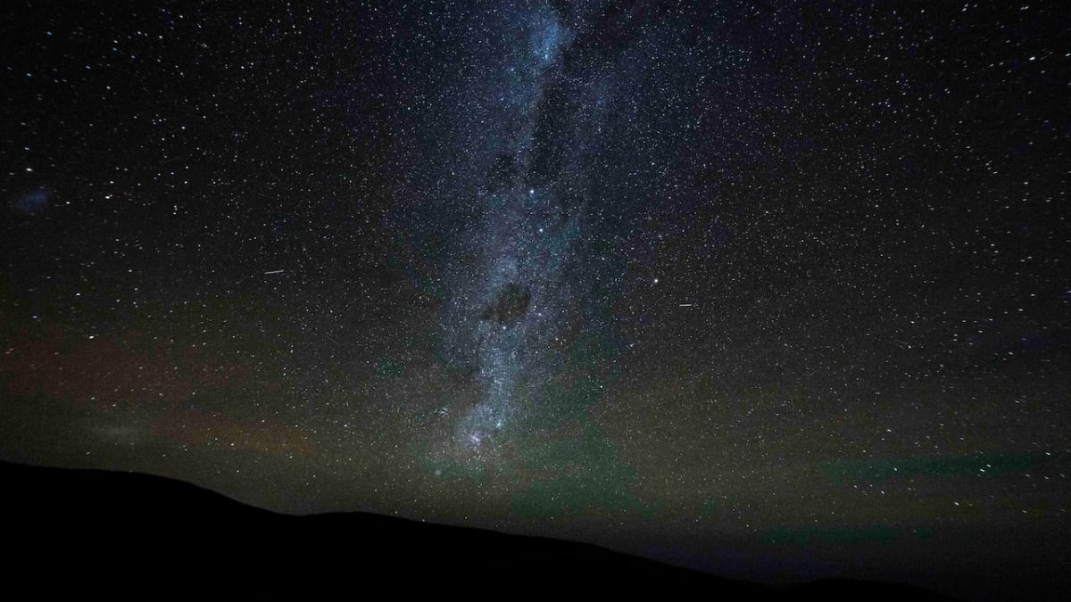 Scientists Find Sugar in Space, Unlocking Life's Origins - Image 3