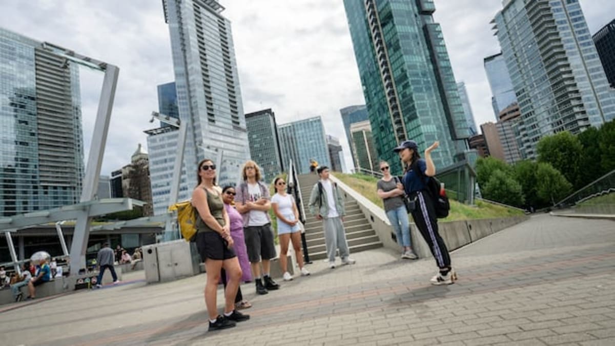 Vancouver Student Reveals Hidden Climate Wins on City Tours