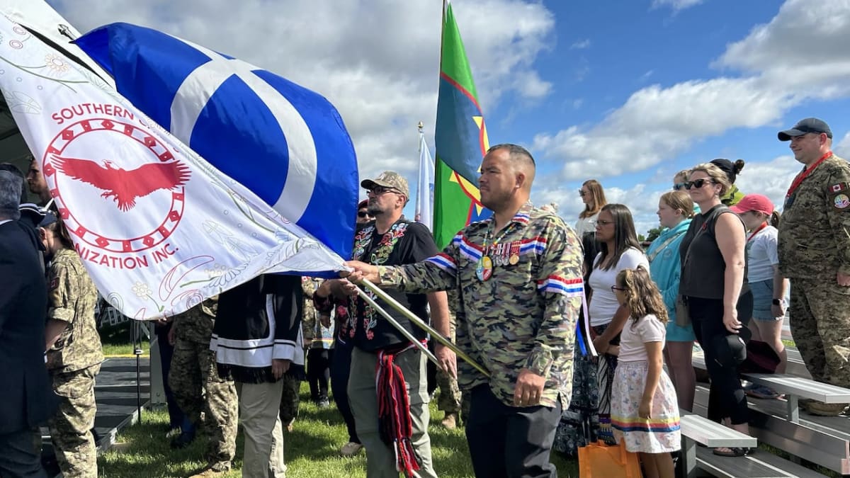 Winnipeg Honors Indigenous Veterans in Reconciliation Event - Image 2