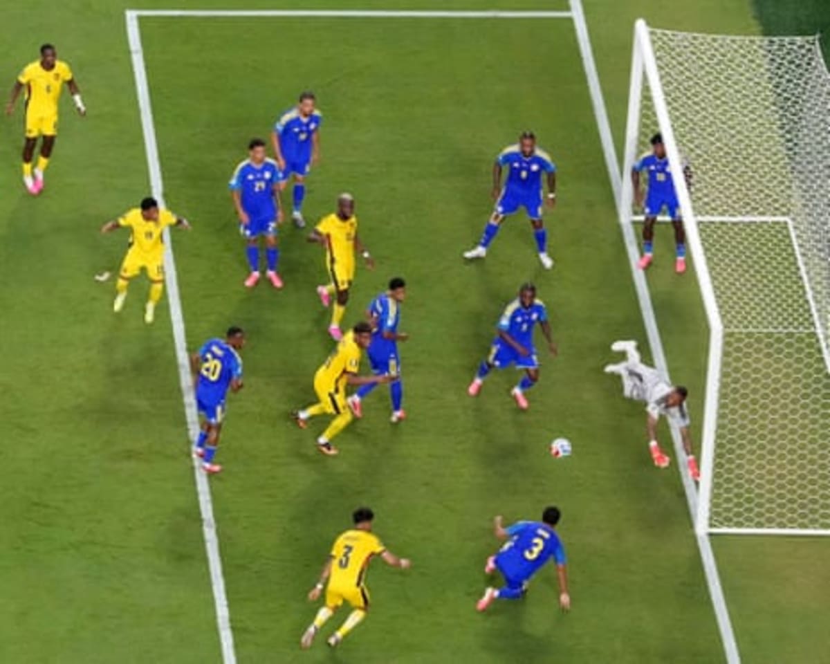 Goalkeeper's 15 Saves Earn Curaçao Historic World Cup Point - Image 3