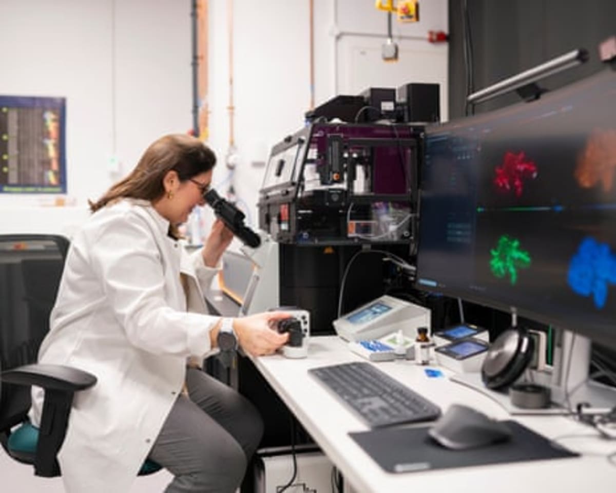 New UK Microscope Could Unlock Cure for Crohn's Disease - Image 3