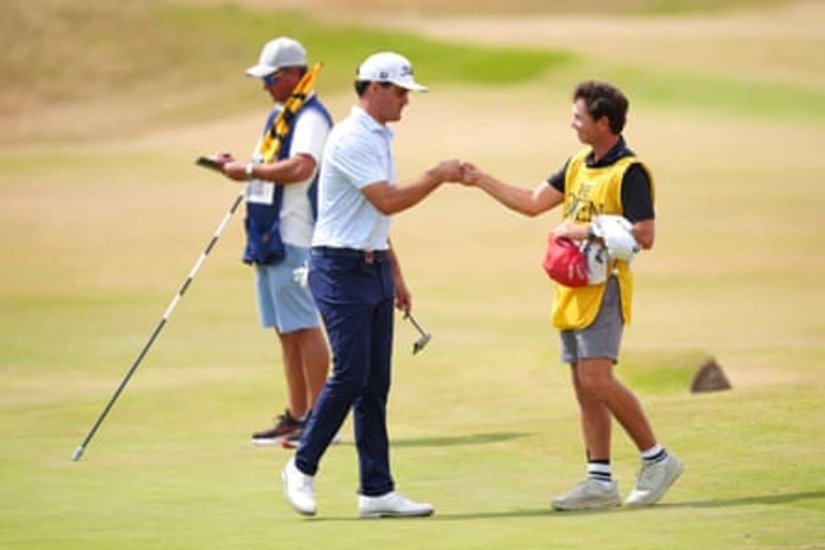 Unknown Golfer Jackson Suber Leads The Open in First Try - Image 4