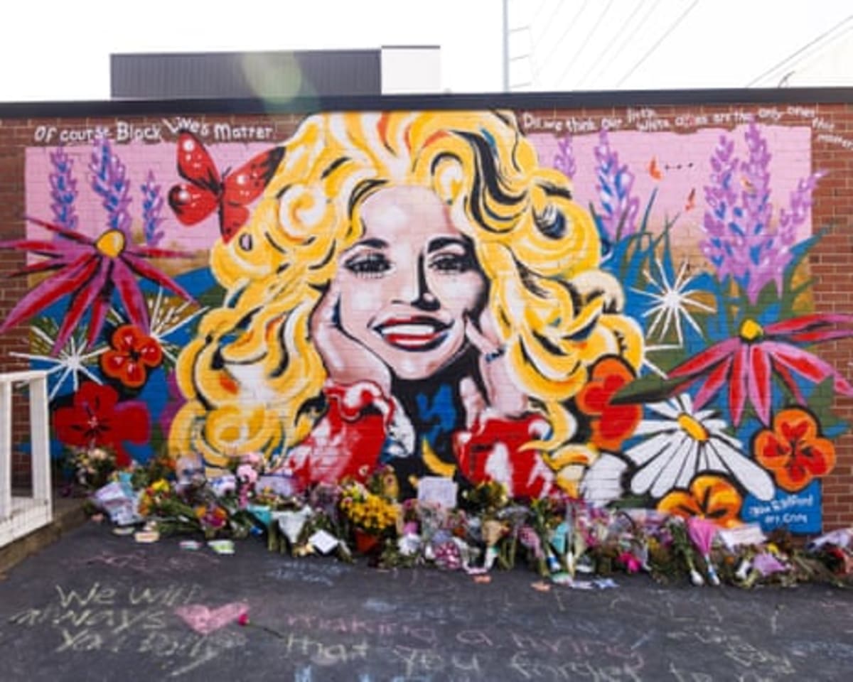 Tennessee Plans Dolly Parton International Airport - Image 3