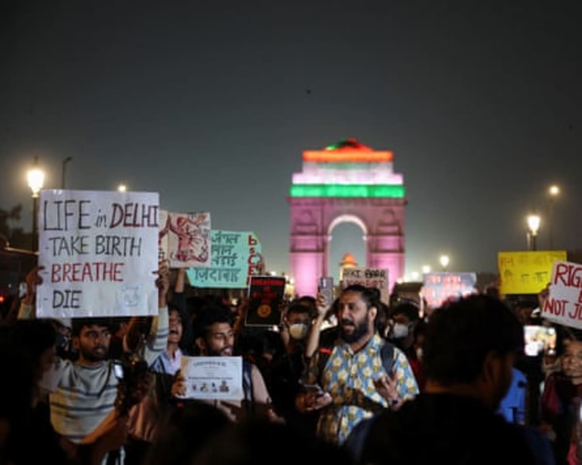 Delhi Bans New Gas Scooters by 2028 to Cut Toxic Air - Image 4