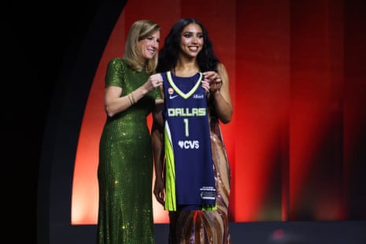 UConn Stars Reunite as Fudd Goes No. 1 in WNBA Draft - Image 3