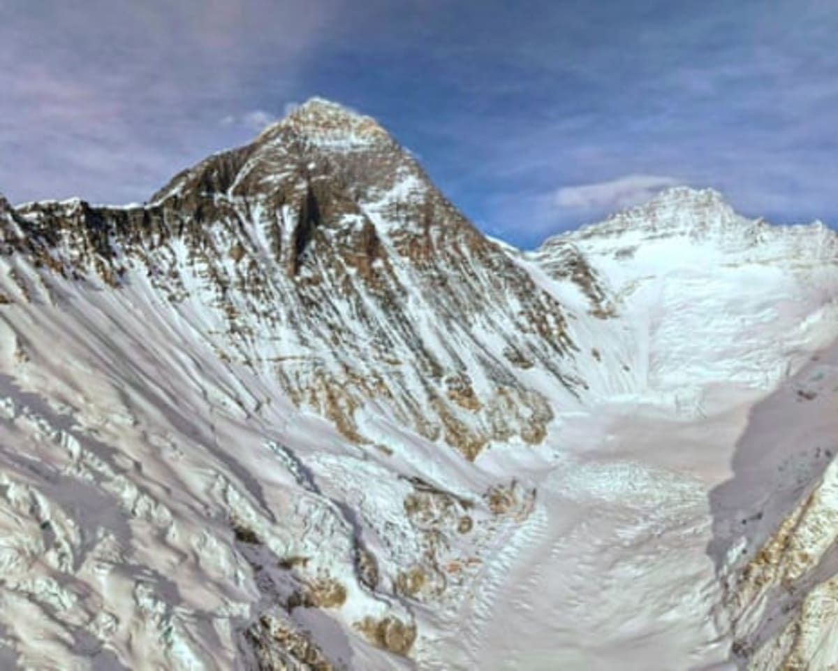 Melbourne Teen, 18, Is Youngest Aussie Atop Everest - Image 3