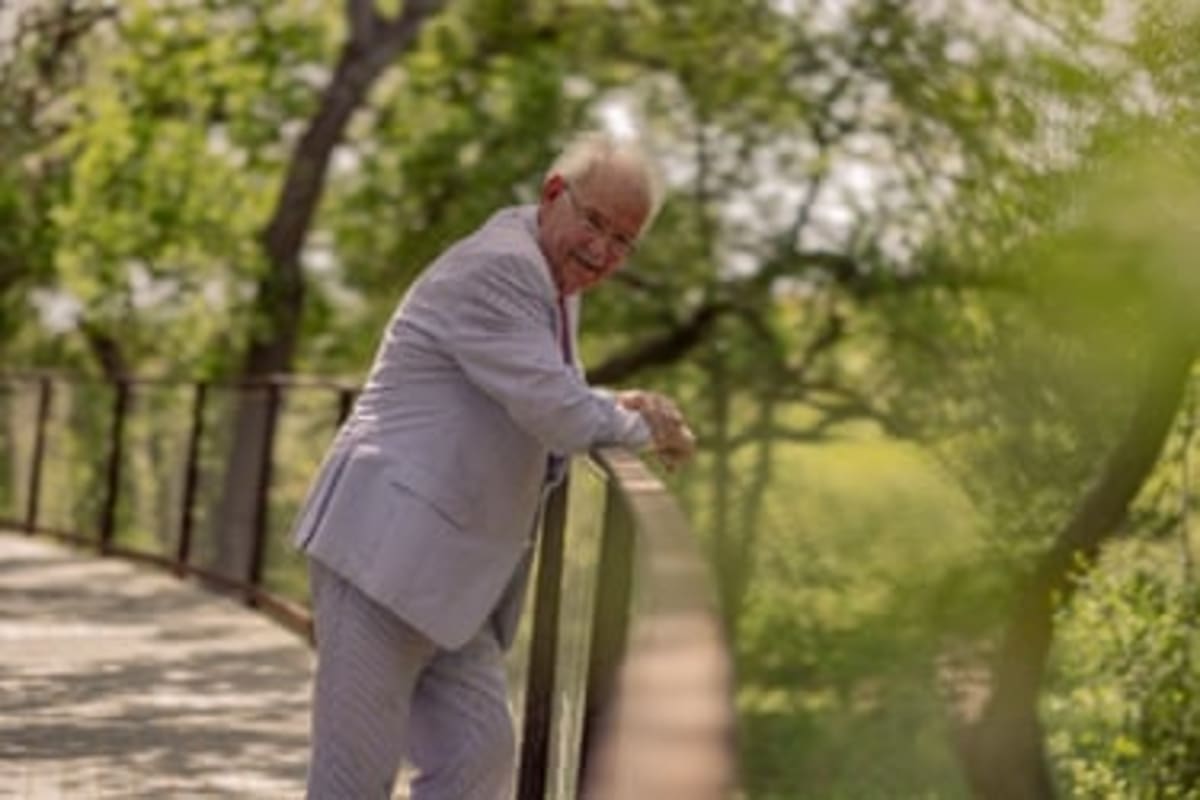 San Antonio's Wildlife Bridge Reunites a Split Ecosystem - Image 4