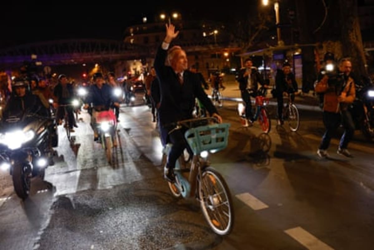 Paris Adds 300+ Miles of Bike Lanes in 10 Years - Image 4