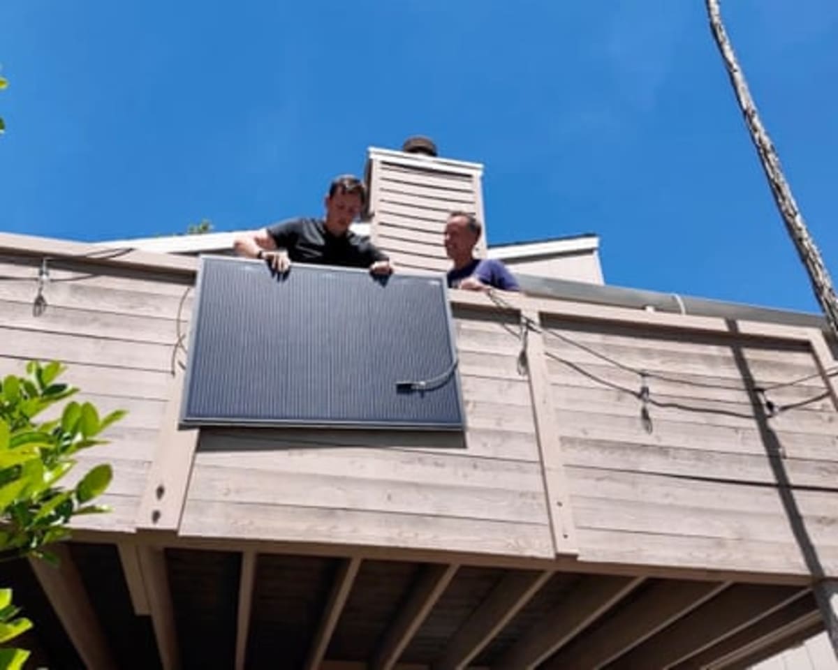 UK Retailers to Sell Plug-In Balcony Solar Panels - Image 3