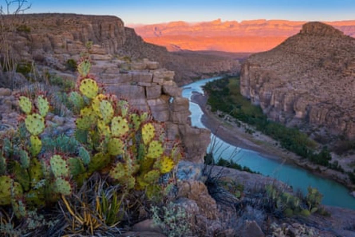 Texas Unites: Thousands Rally to Protect Big Bend Park - Image 4