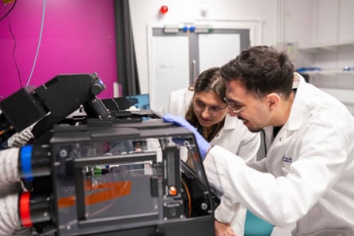 New UK Microscope Could Unlock Cure for Crohn's Disease - Image 4