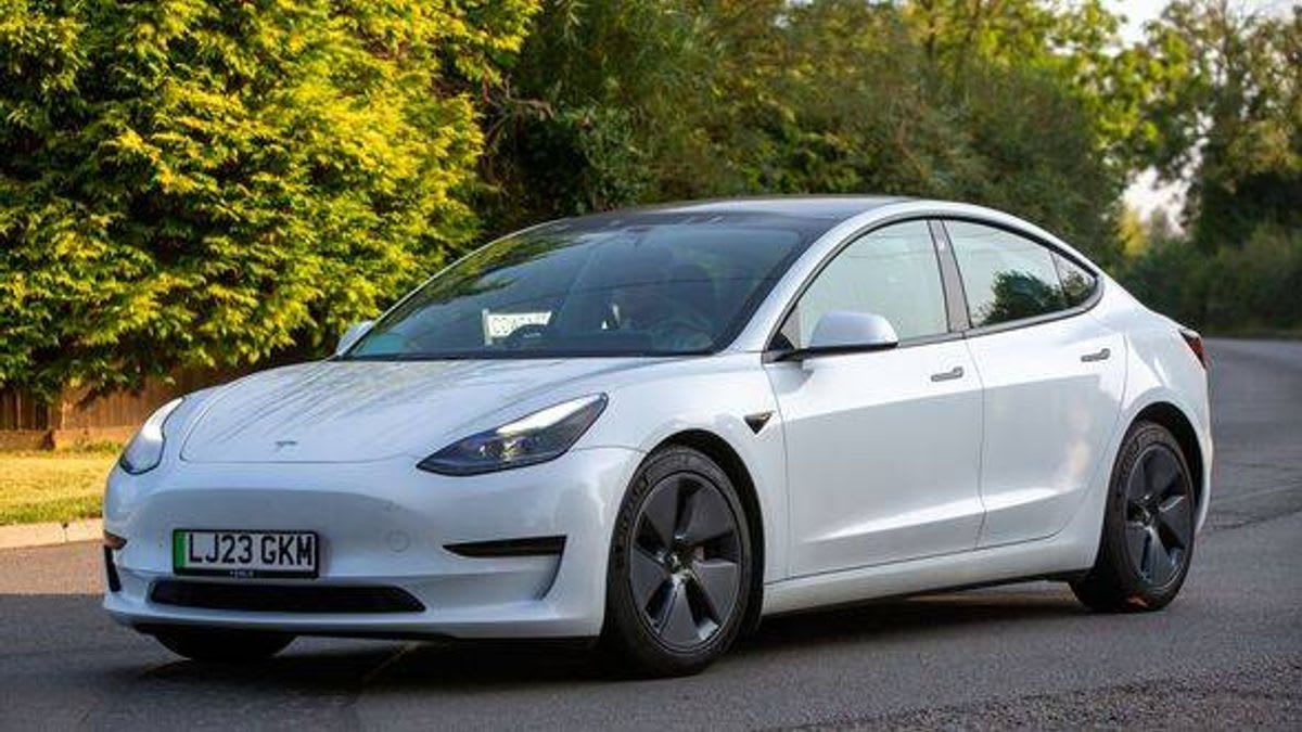 Tesla Hits 300,000 UK Sales as EV Demand Surges - Image 4