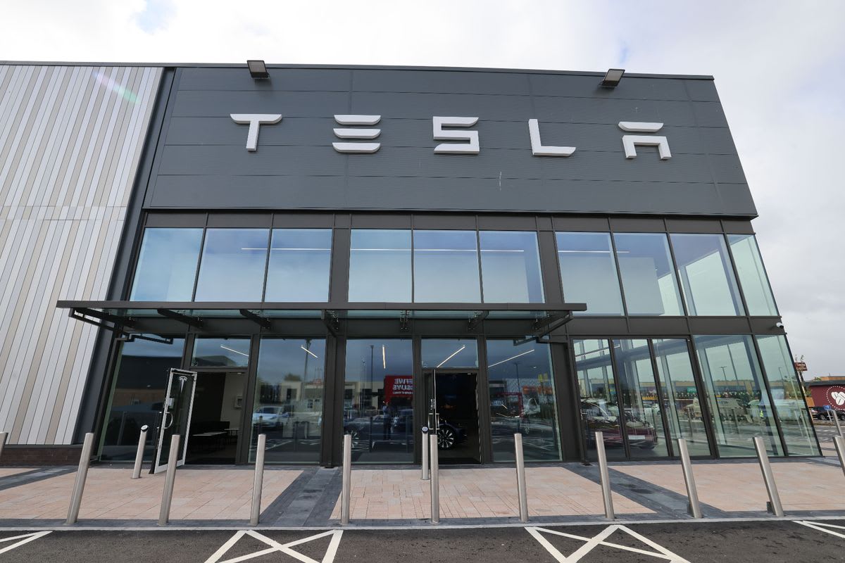 Tesla Hits 300,000 UK Sales as EV Demand Surges - Image 3