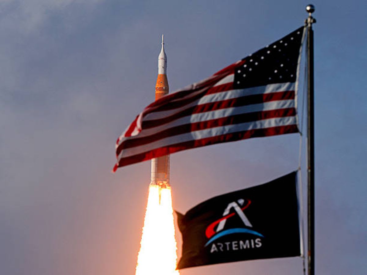 NASA's Artemis 2 Crew Launches to Moon After 53 Years - Image 4