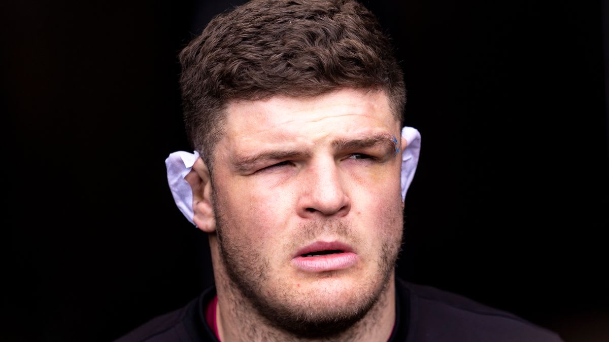 Dave Ewers in rugby uniform during his time with Exeter Chiefs before retirement