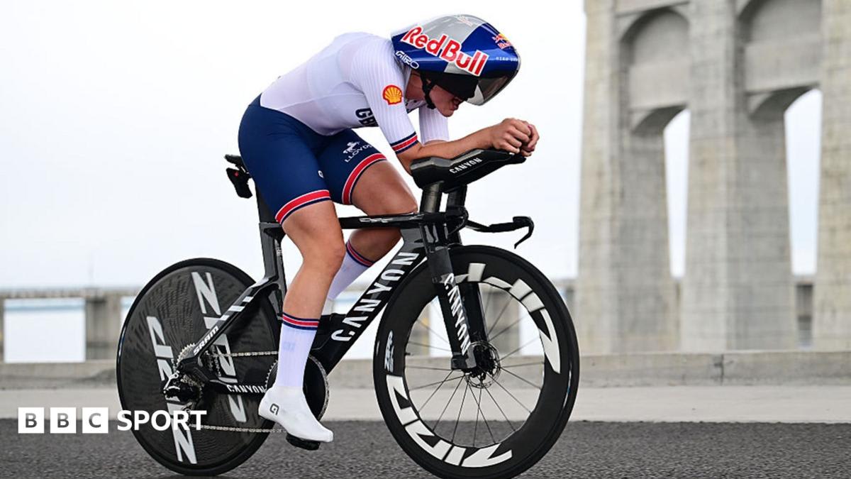 Welsh cyclist Zoe Backstedt racing in time trial position at World Championships in Montreal