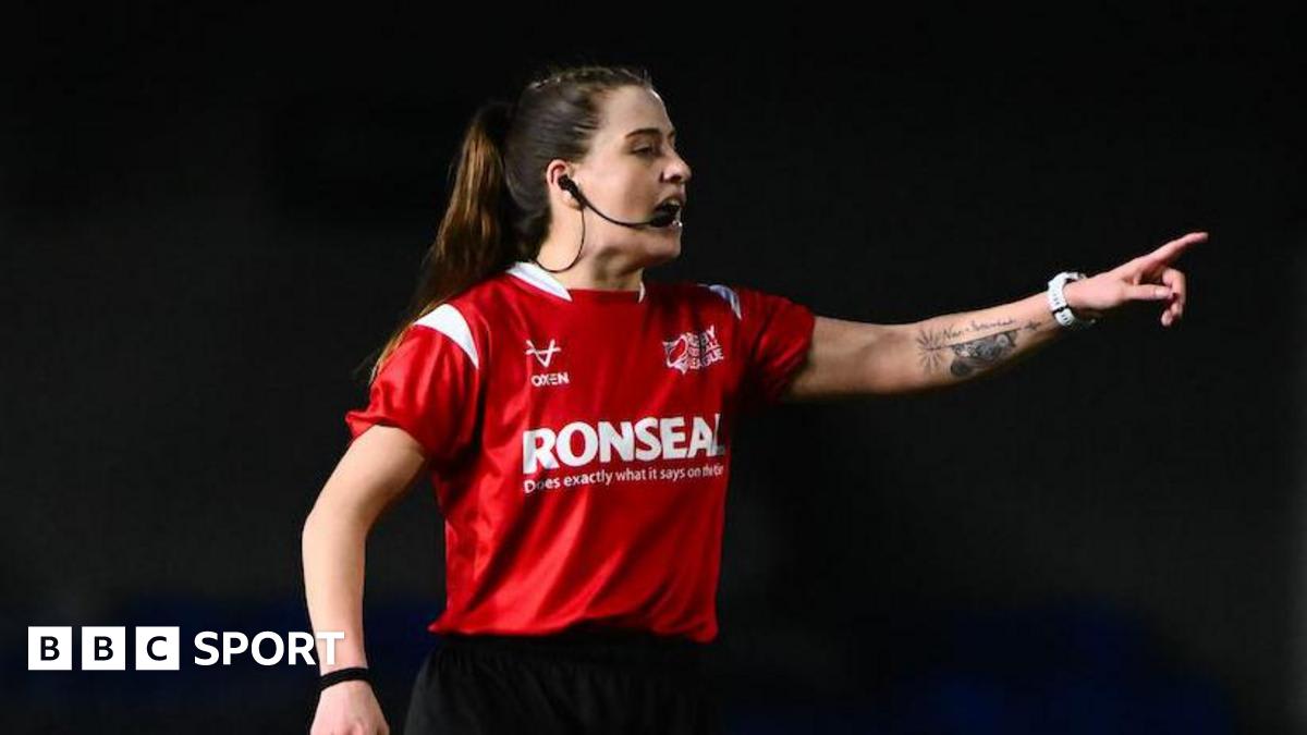 Tara Jones Makes History as First Female Super League Referee
