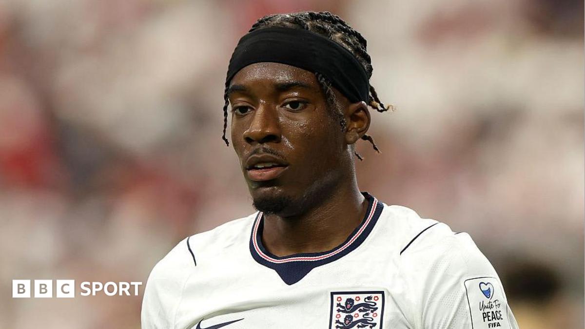 Noni Madueke in England kit celebrating during World Cup match against Croatia