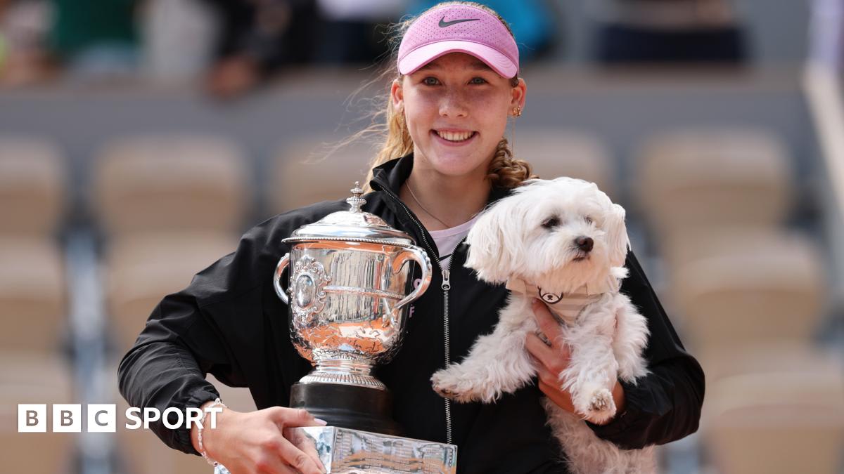 Mirra Andreeva celebrates on court after winning the French Open tennis championship