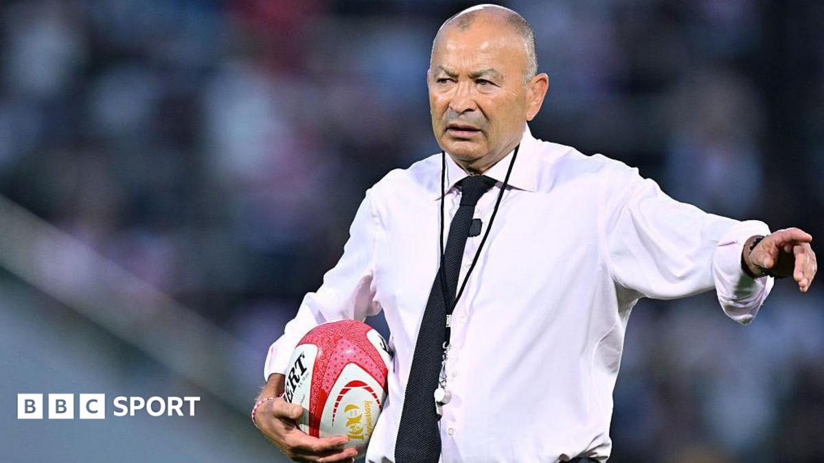 Rugby Coach Uses Flying Geese to Inspire Team Japan
