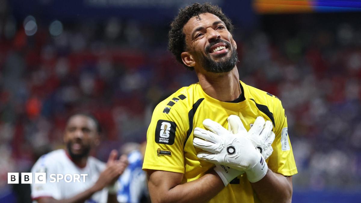 40-Year-Old Goalkeeper Makes World Cup Debut Against Spain