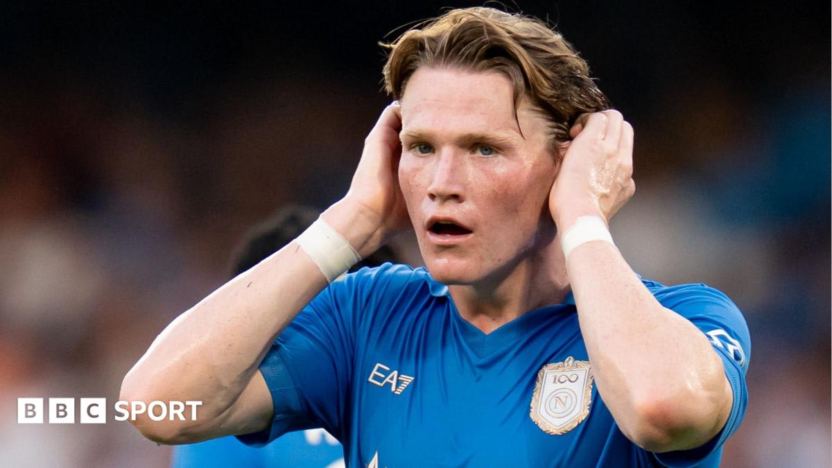 Scott McTominay in Napoli blue jersey celebrating during a Serie A match