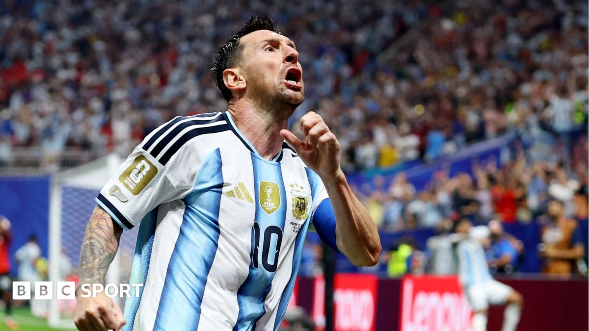 ** Lionel Messi celebrates with Argentina teammates after dramatic World Cup comeback victory