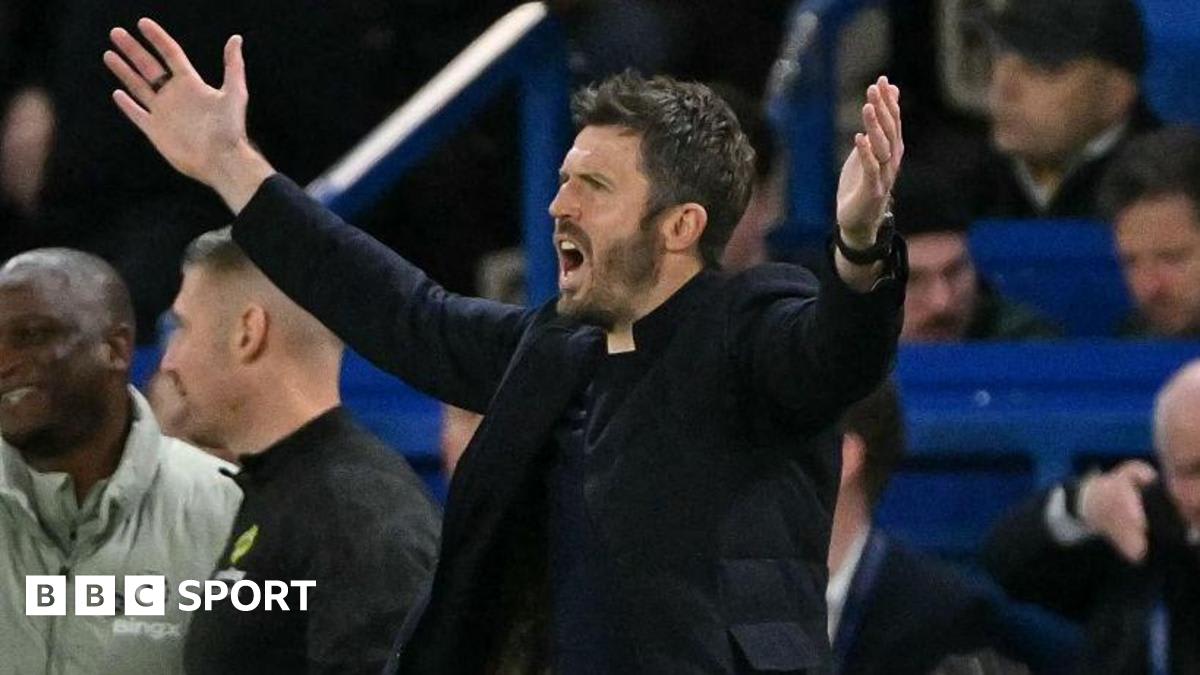 Michael Carrick gestures from the touchline during Manchester United's victory at Chelsea's Stamford Bridge