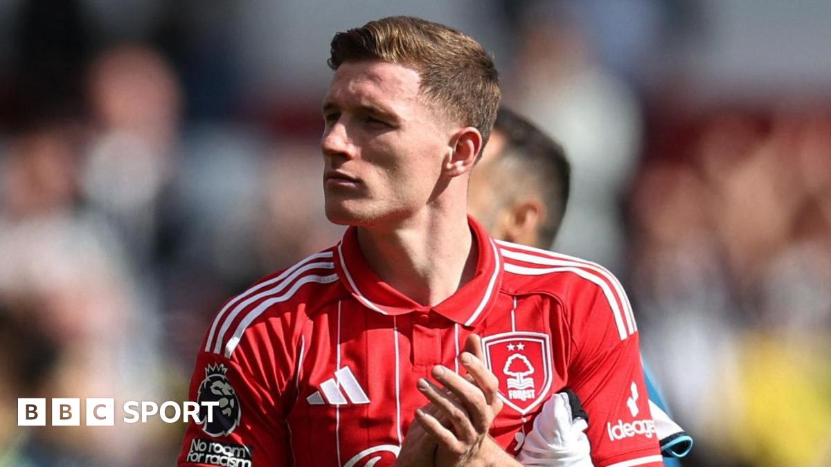 Elliot Anderson Scores Days After Mother's Funeral