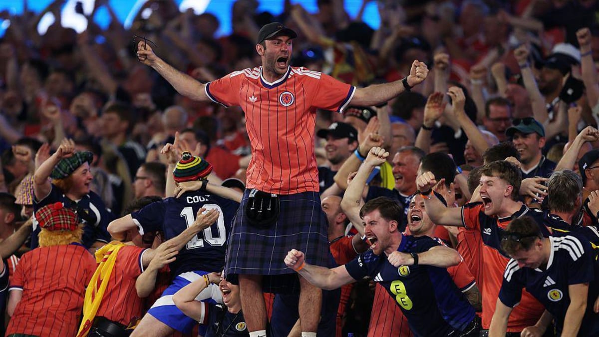 Scotland Fans Turn Boston Into Tartan Party Before Brazil - Image 2