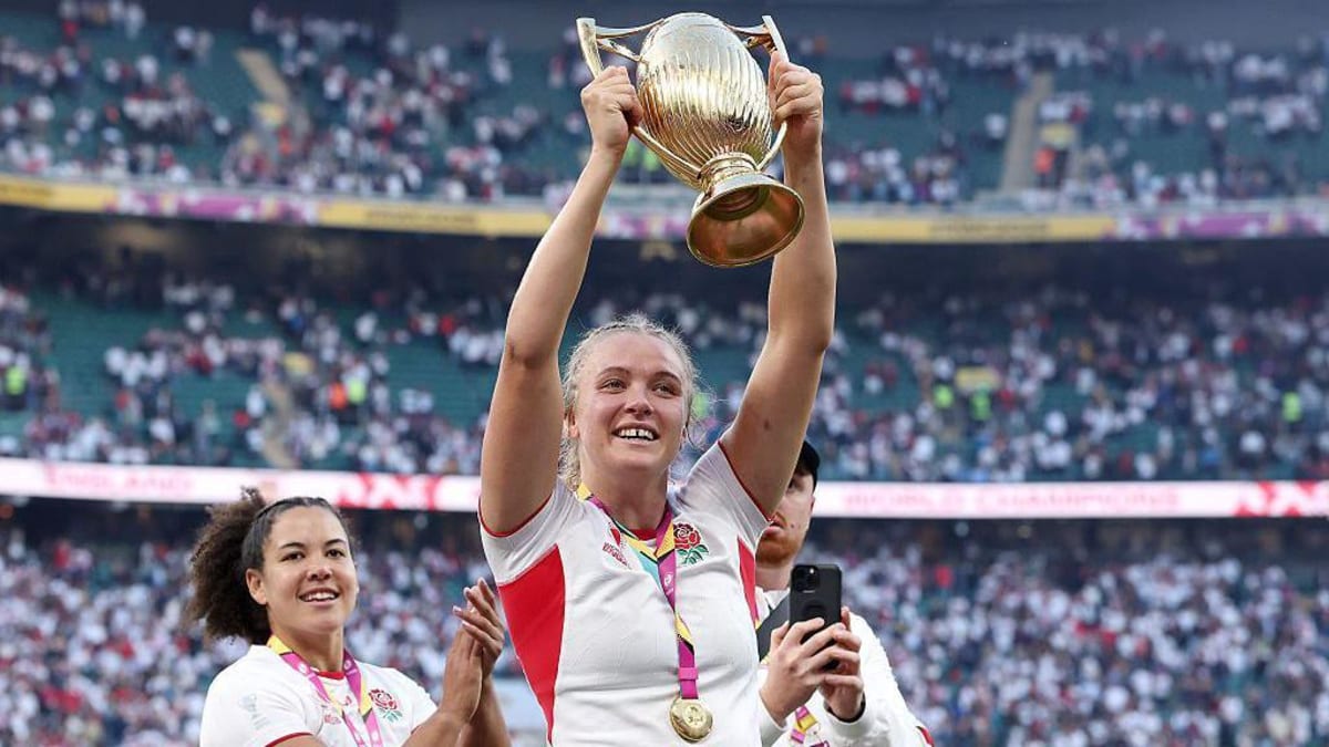 England World Cup Captain Zoe Stratford Joins Sale Sharks - Image 2
