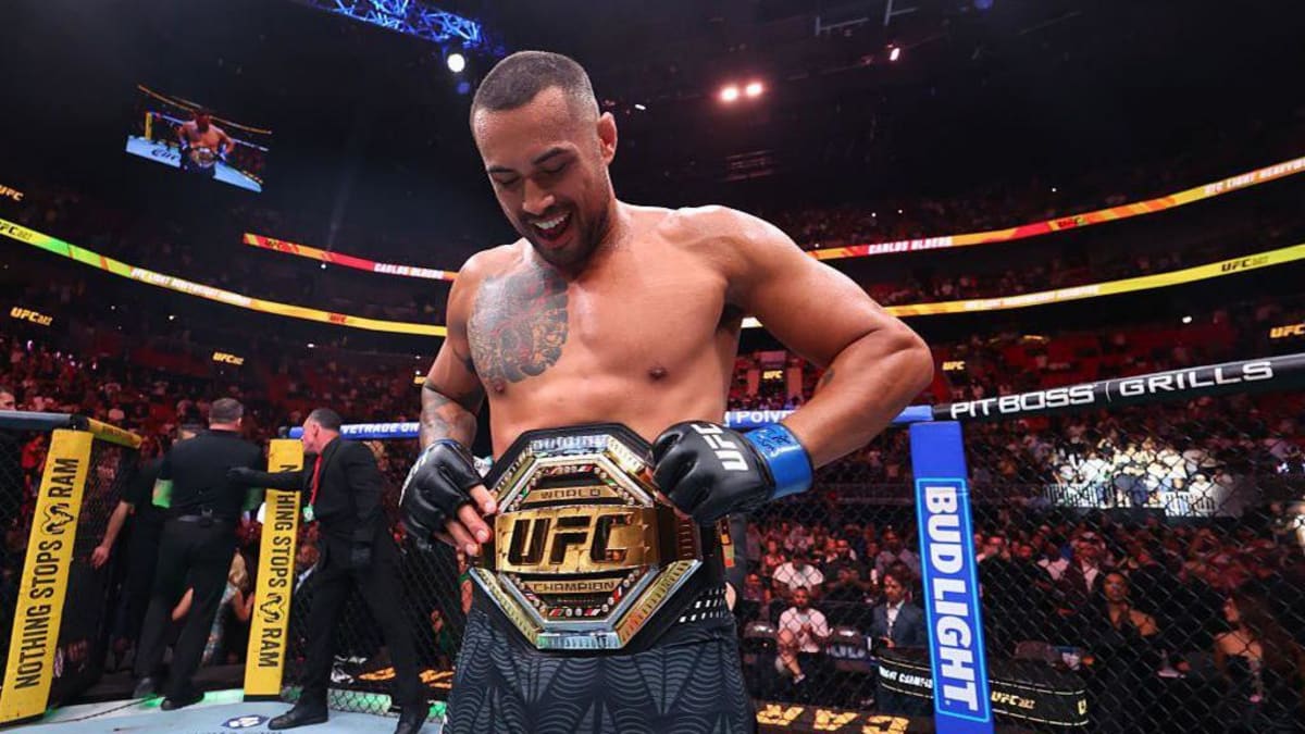 Fighter Wins UFC Title on One Leg After Knee Injury - Image 2