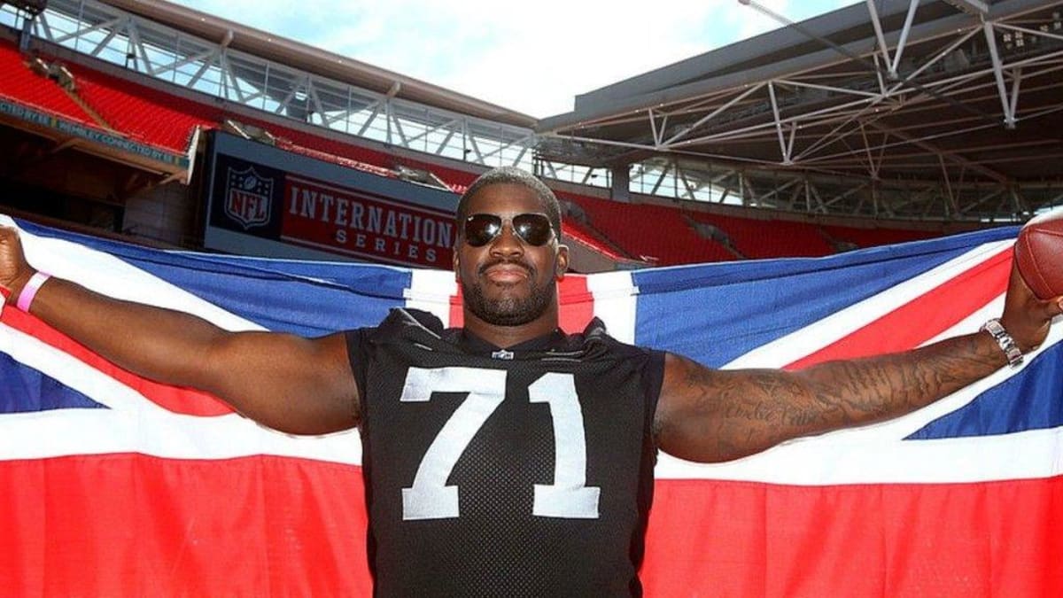 Mom With MS Inspires Son to Heisman Win, NFL Draft Top Spot - Image 5