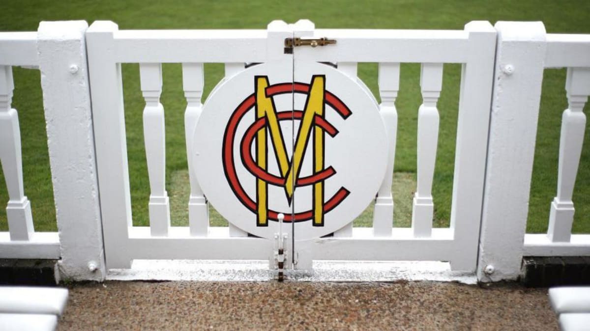 Lord's Cricket Club Fast-Tracks Women After 27-Year Wait - Image 2