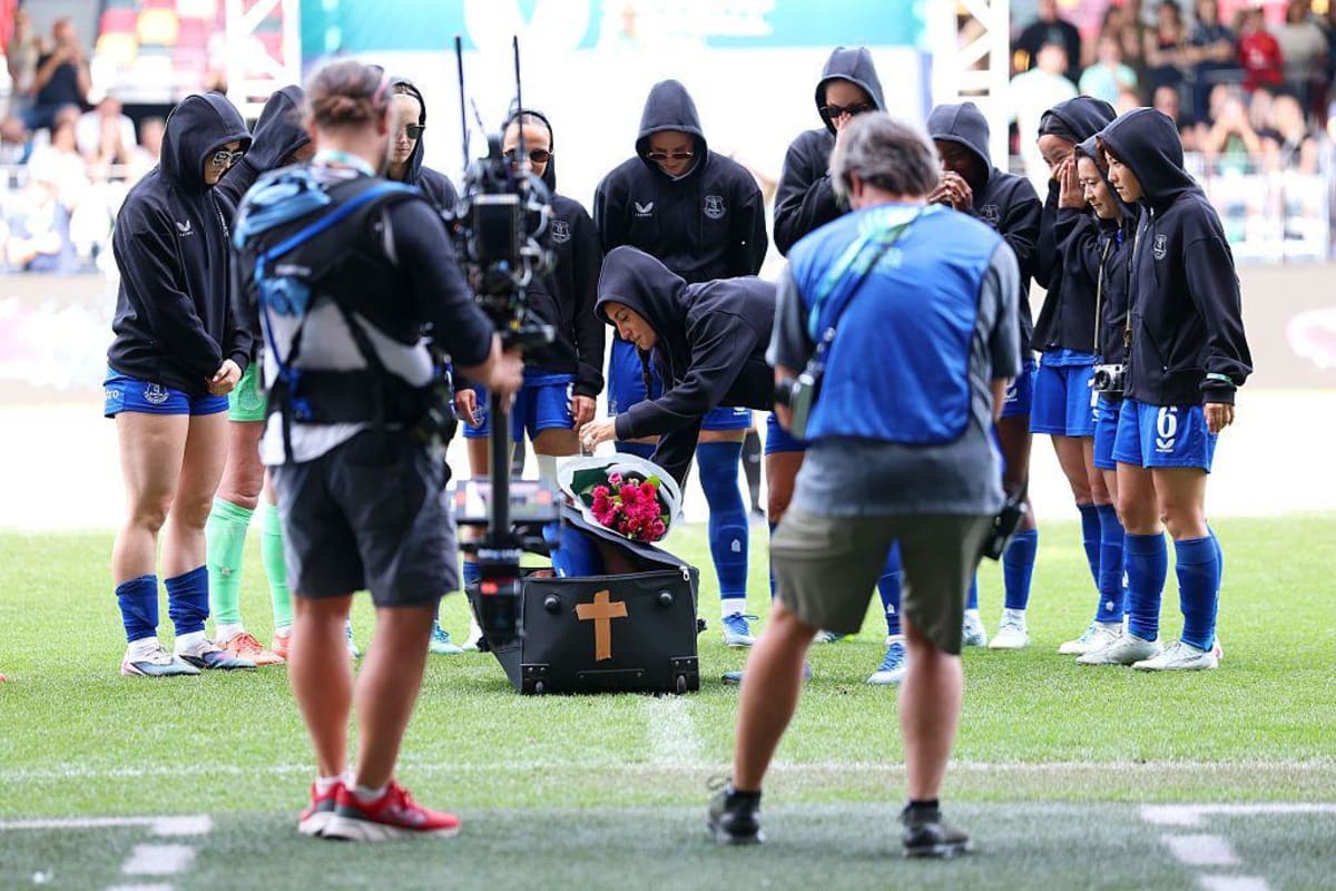 Chelsea Wins $500K at Women's World Sevens Tournament - Image 5