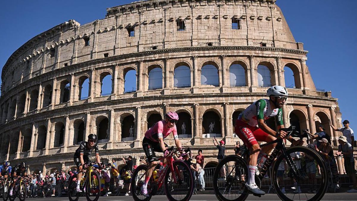 Jonas Vingegaard Joins Elite Club With Third Grand Tour Win - Image 3