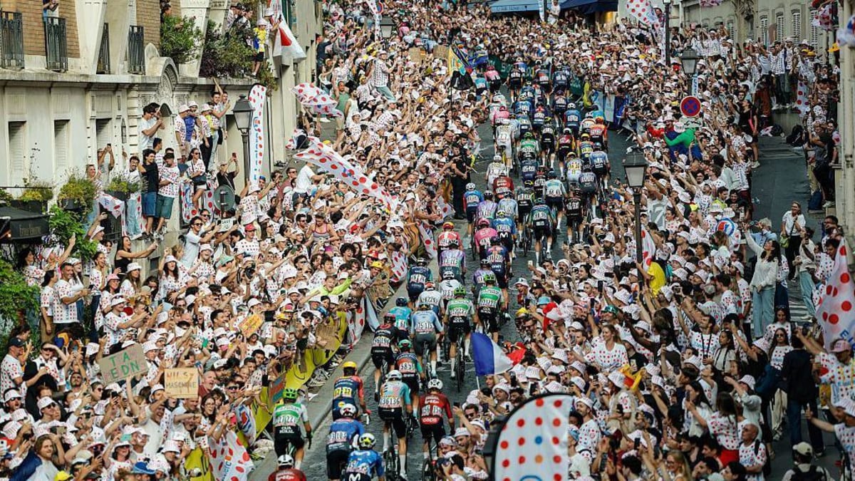 Pogacar Wins Historic Fifth Tour de France in Paris - Image 4