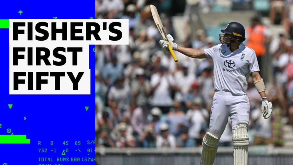 Cricket player Matt Fisher batting during England versus New Zealand Test match at The Oval