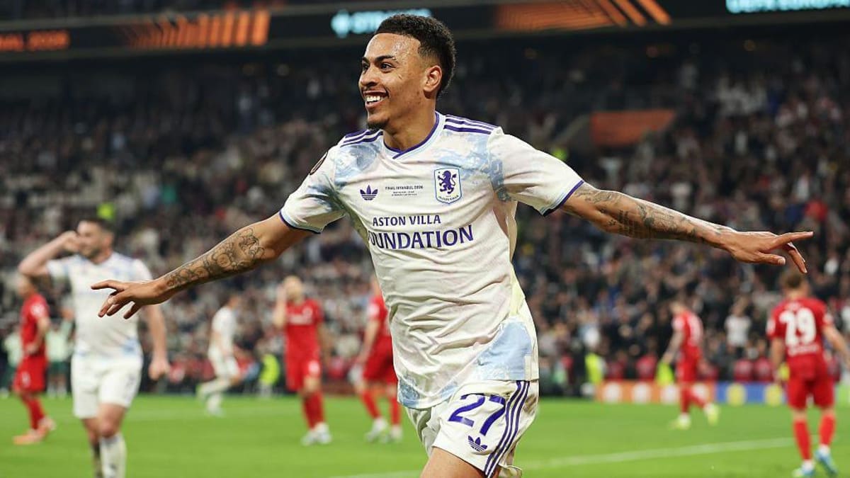 Aston Villa Ends 30-Year Trophy Wait With Europa League Win - Image 4