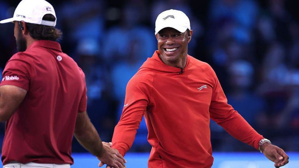 Tiger Woods Returns After 13 Months Away From Golf - Image 2