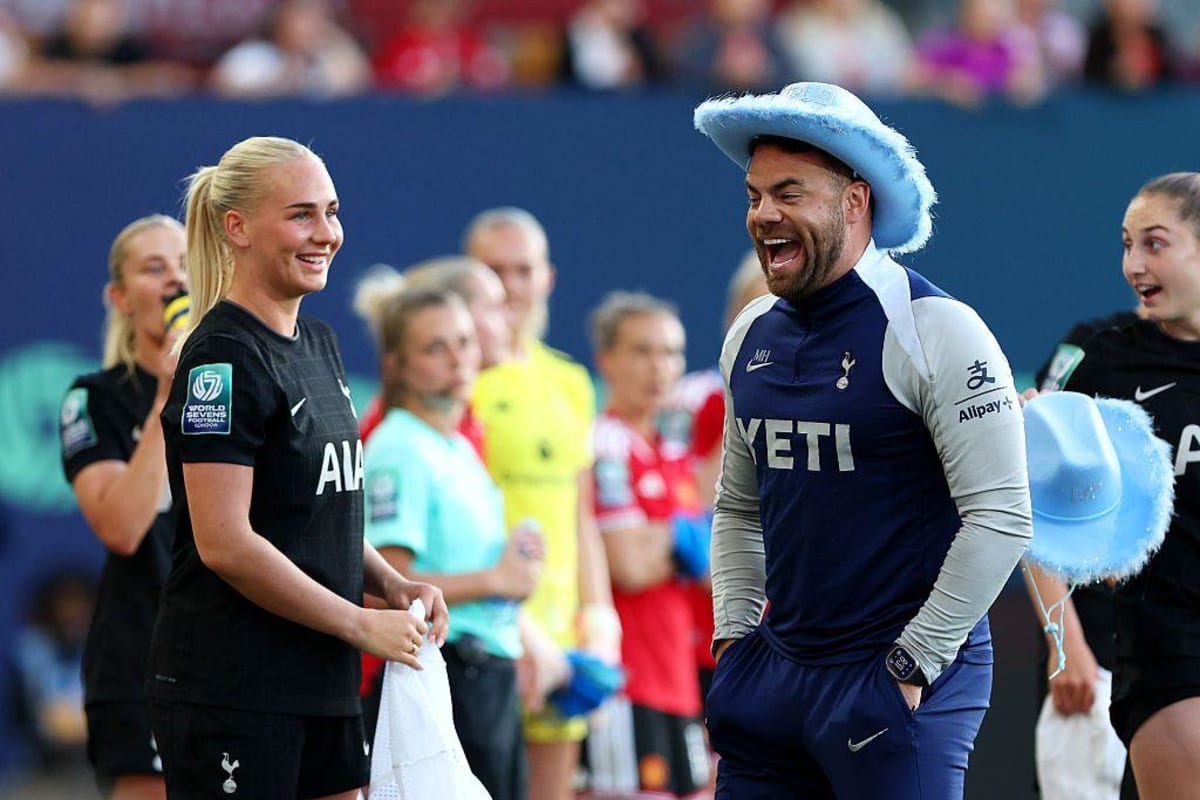 Chelsea Wins $500K at Women's World Sevens Tournament - Image 4