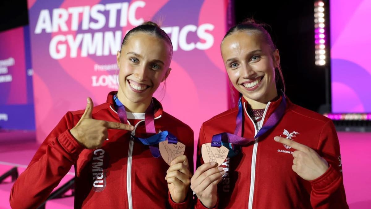 Twin Gymnasts Win Bronze on Same Day at Commonwealth Games - Image 2