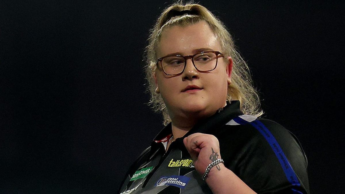 Beau Greaves Becomes First Woman to Win PDC Ranking Title - Image 2