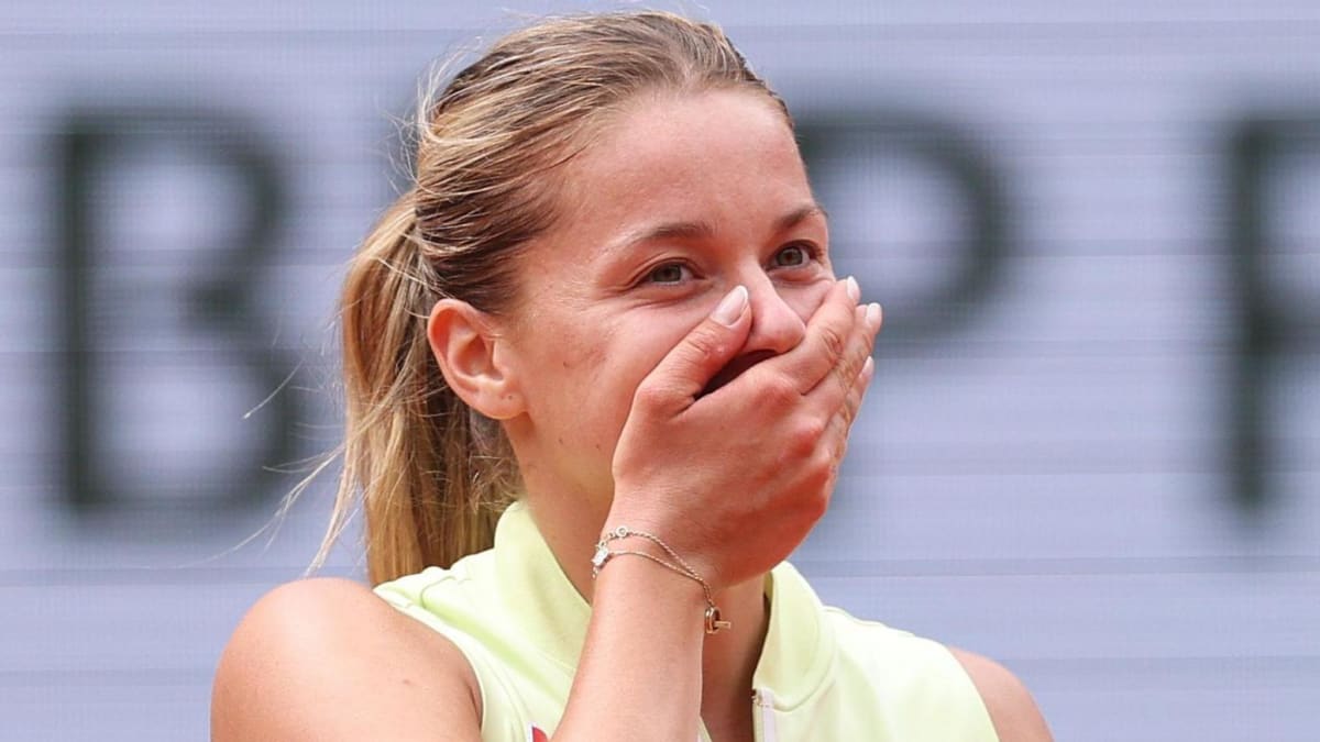 Qualifier Chwalinska Reaches French Open Semifinal - Image 2
