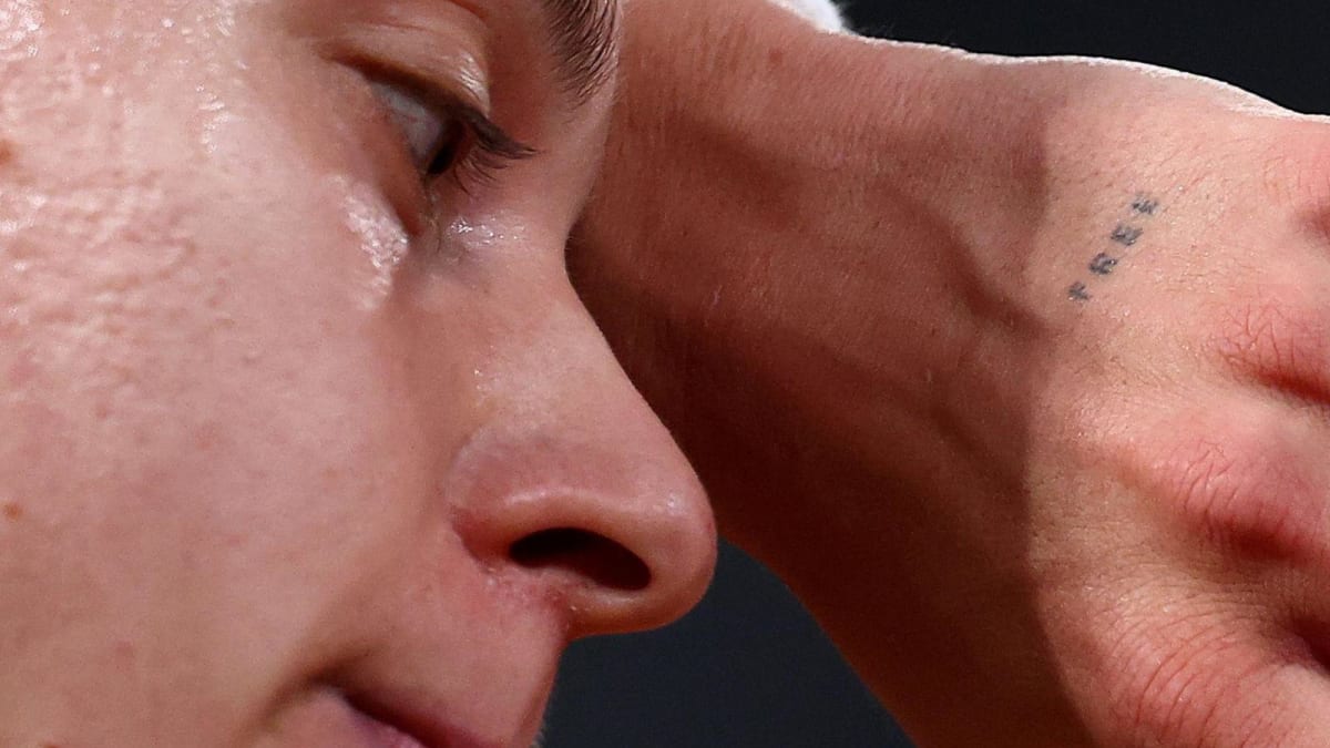 Polish Qualifier Reaches French Open Final After Depression - Image 3