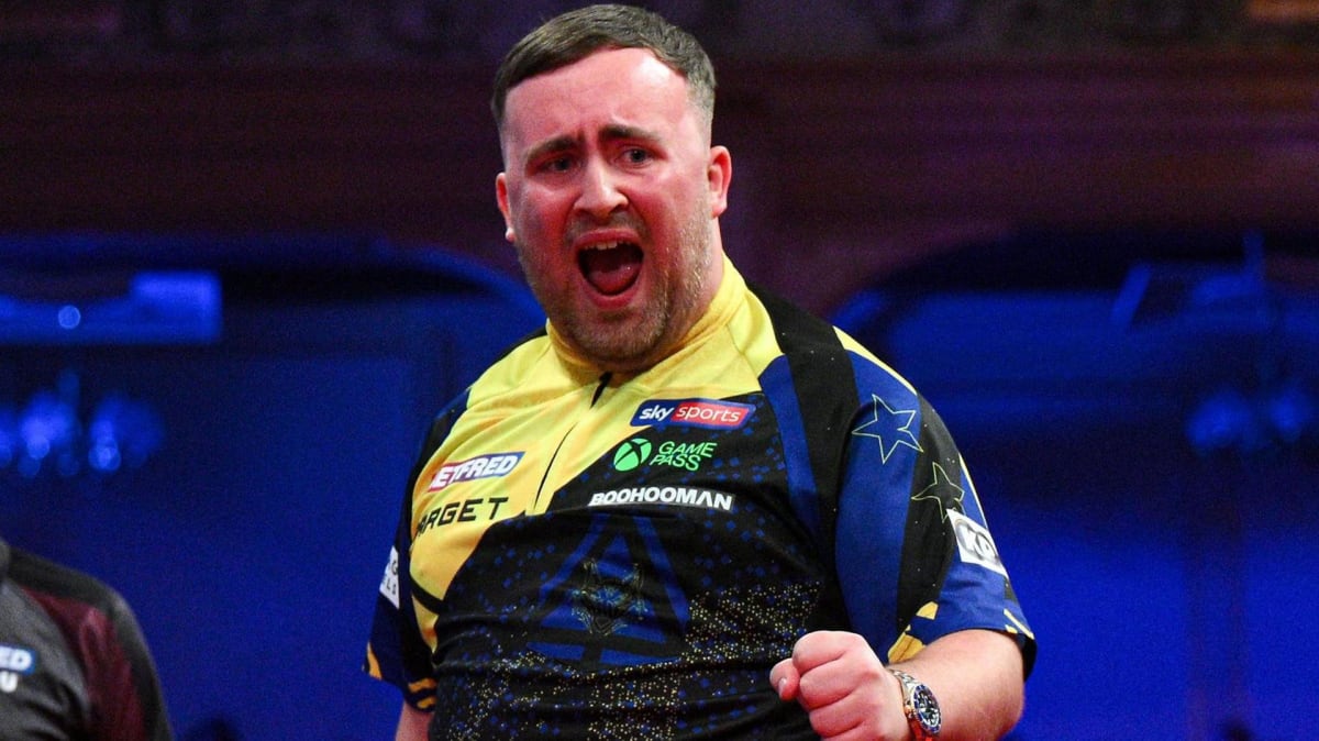 Teen Darts Star Luke Littler Throws Perfect Nine-Darter - Image 2