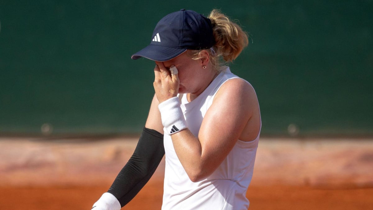 Tennis Stars Fight for Players Who Sleep in Vans - Image 2